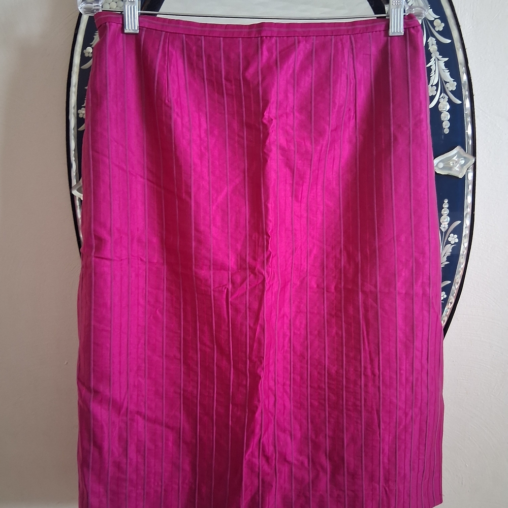 Dana Buchman Vibrant Pink Skirt
